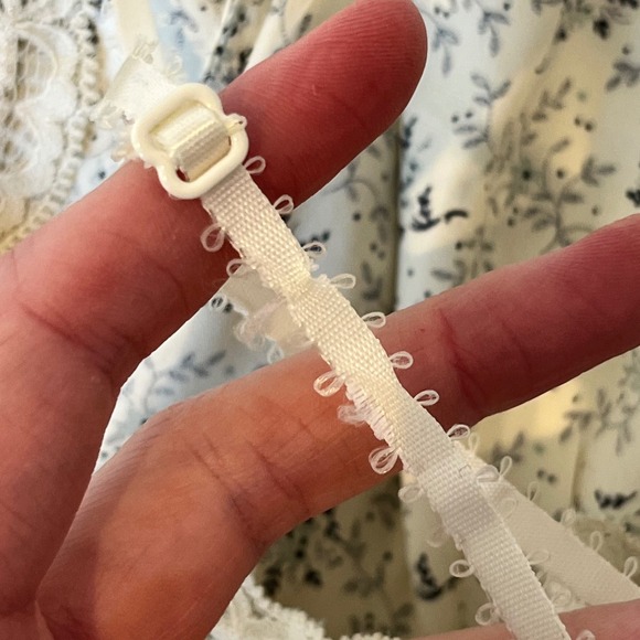 Vintage 2004 Y2K The Limited 100% Silk Floral Lace‎ Tank Cami Beige Size Small - Picture 14 of 14